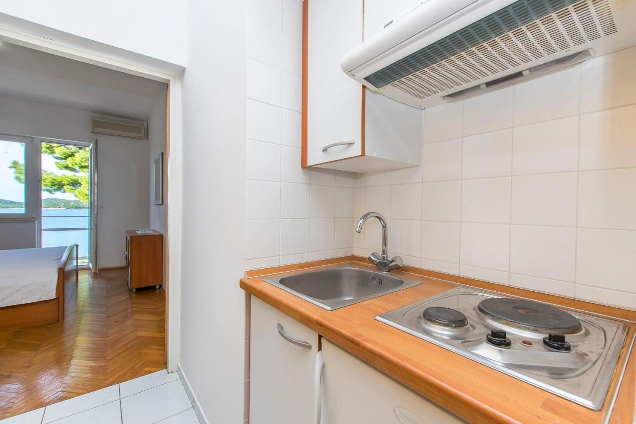 Apartment And Rooms Franka Žaborić Eksteriør billede